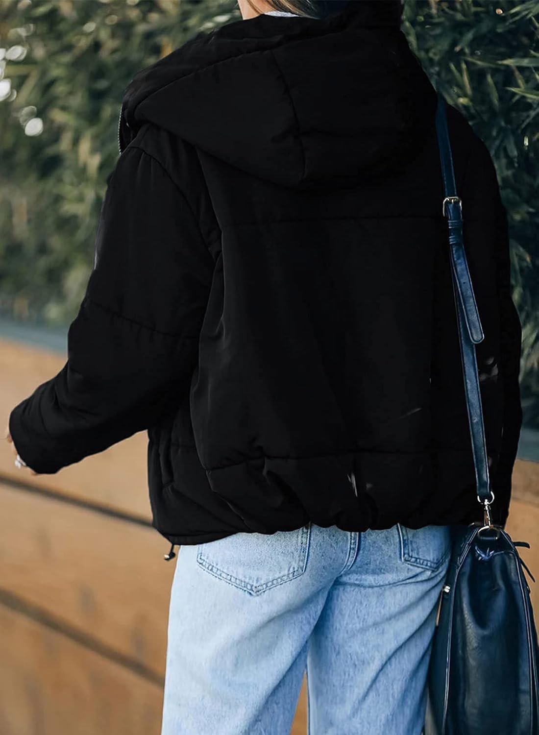 Women's 2025 Winter Full Zipper Hooded Puffer Jacket Short Coat with Pockets - Image 2